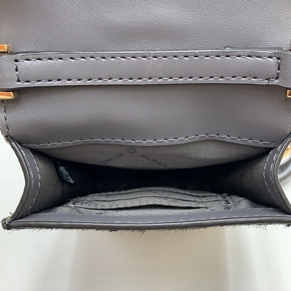 Brand New with Tag
Michael Kors Carmen Small NS Phone XBODY HairCalf Grey Multi - Picture 12 of 16
